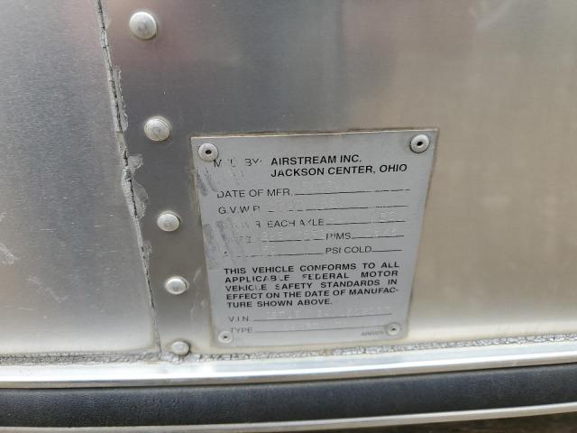 1STJEYM24WJ512137 - 1998 AIRS EXCELLA 银色 照片 10