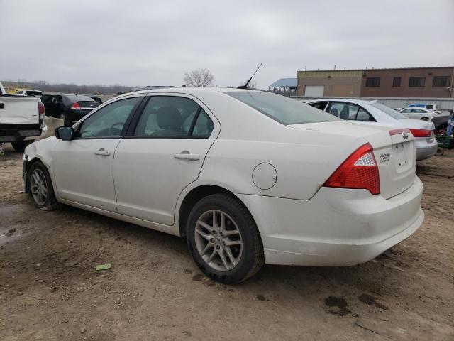 3FAHP0GAXCR312107 - 2012 FORD FUSION S WHITE photo 2