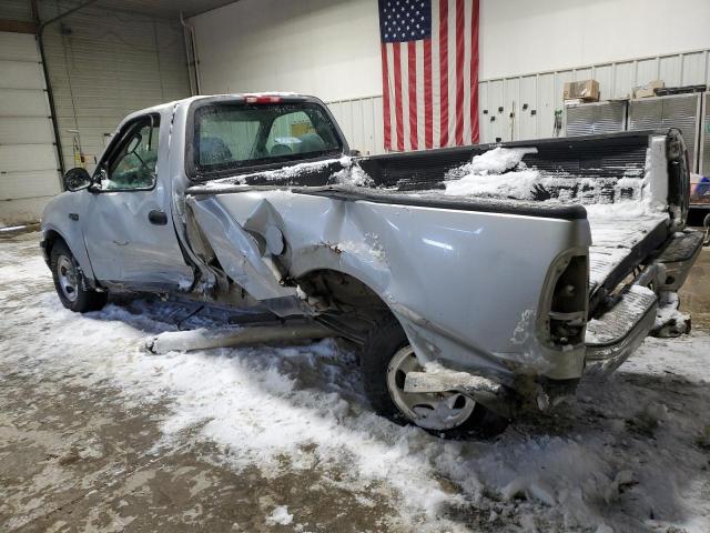 2FTRF17223CA08200 - 2003 FORD F150 SILVER photo 2