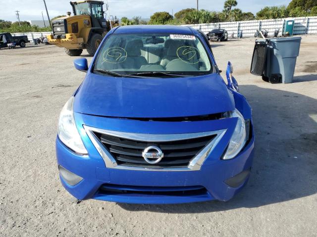 3N1CN7APXGL861057 - 2016 NISSAN VERSA S BLUE photo 5