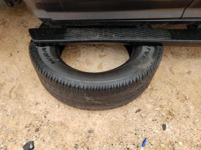 1C6RR6GG8KS676200 - 2019 RAM 1500 CLASS SLT გრაფიტი ფოტო 12