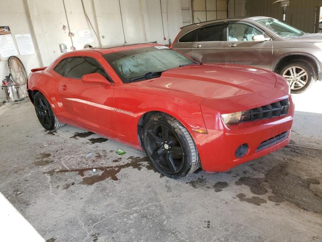 2G1FE1E34C9155268 - 2012 CHEVROLET CAMARO LS RED photo 4