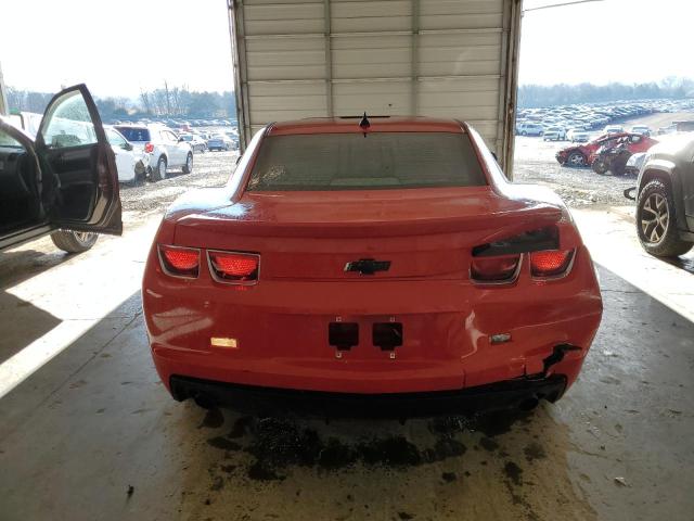 2G1FE1E34C9155268 - 2012 CHEVROLET CAMARO LS RED photo 6