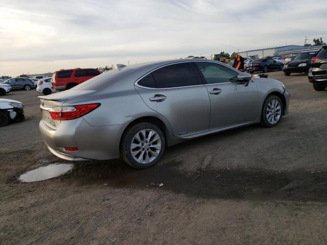 JTHBW1GG8F2100679 - 2015 LEXUS ES 300H GRAY photo 3