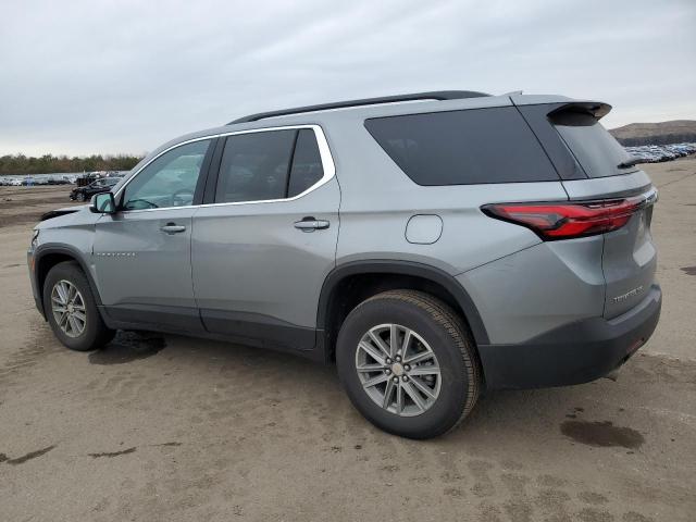 1GNEVGKW5PJ189063 - 2023 CHEVROLET TRAVERSE LT GRAY photo 2