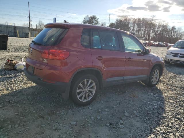 WVGBV3AX4EW007394 - 2014 VOLKSWAGEN TIGUAN S RED photo 3