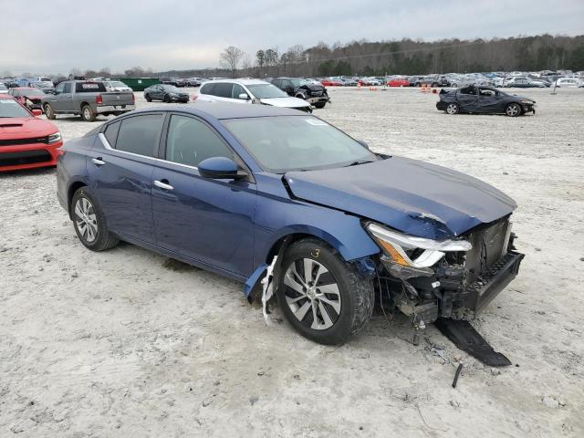 1N4BL4BV8KC107580 - 2019 NISSAN ALTIMA S BLUE photo 4