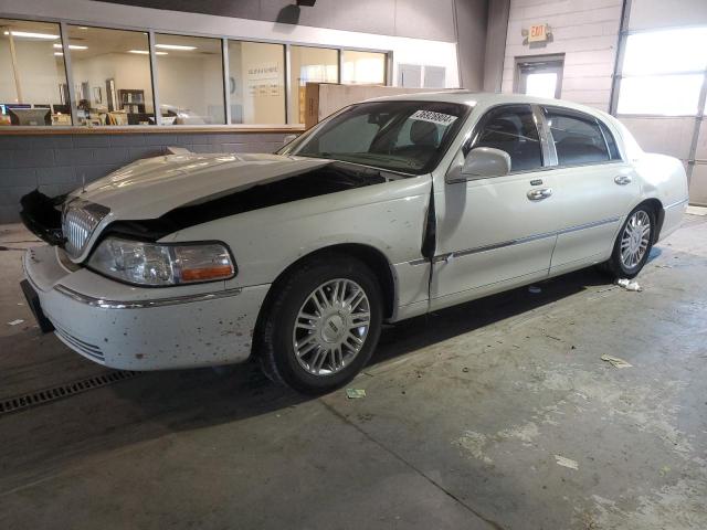 1LNHM83V96Y630148 - 2006 LINCOLN TOWN CAR DESIGNER WHITE photo 1