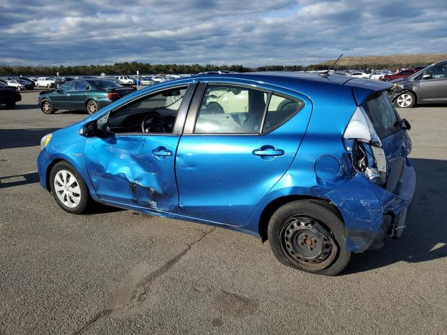 JTDKDTB33D1542747 - 2013 TOYOTA PRIUS C BLUE photo 2