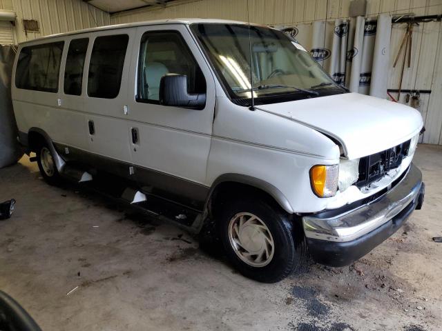 1FMRE11L73HA26751 - 2003 FORD ECONOLINE E150 WAGON WHITE photo 4