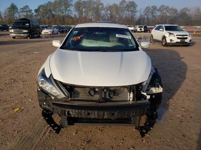 1N4AL3AP0HN343470 - 2017 NISSAN ALTIMA 2.5 WHITE photo 5