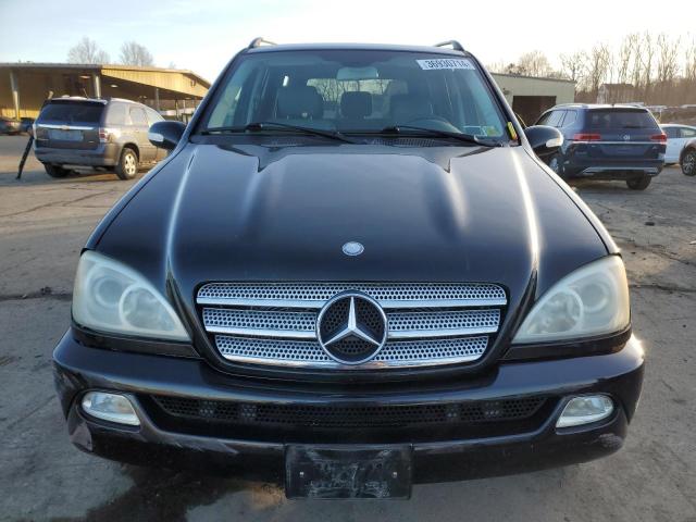 4JGAB57E65A556114 - 2005 MERCEDES-BENZ ML 350 BLACK photo 5