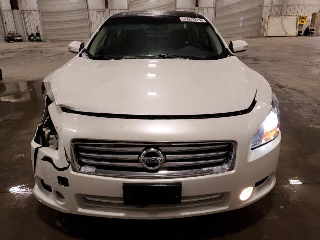 1N4AA5AP6EC483936 - 2014 NISSAN MAXIMA S WHITE photo 5