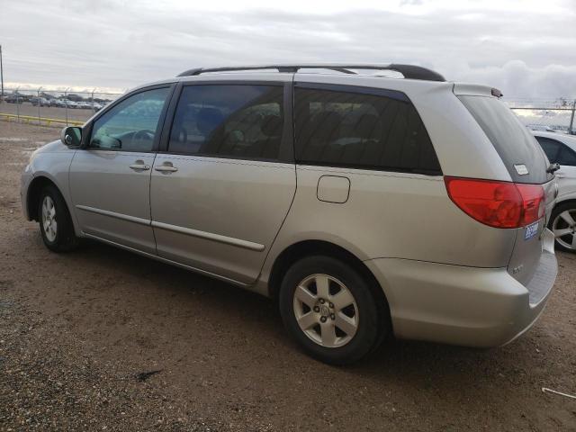 5TDZK22C38S210752 - 2008 TOYOTA SIENNA XLE SILVER photo 2