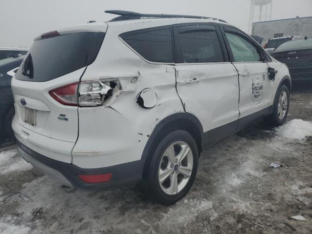 1FMCU9GX0GUC52595 - 2016 FORD ESCAPE SE WHITE photo 3