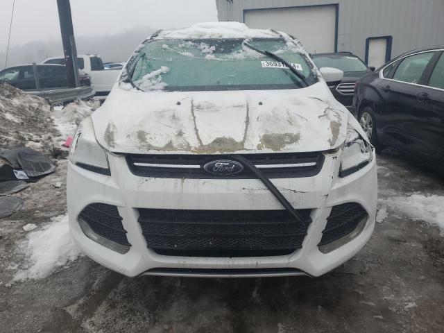 1FMCU9GX0GUC52595 - 2016 FORD ESCAPE SE WHITE photo 5