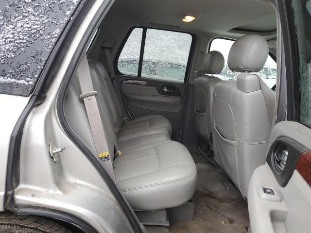 1GKDT13S652164655 - 2005 GMC ENVOY SILVER photo 11