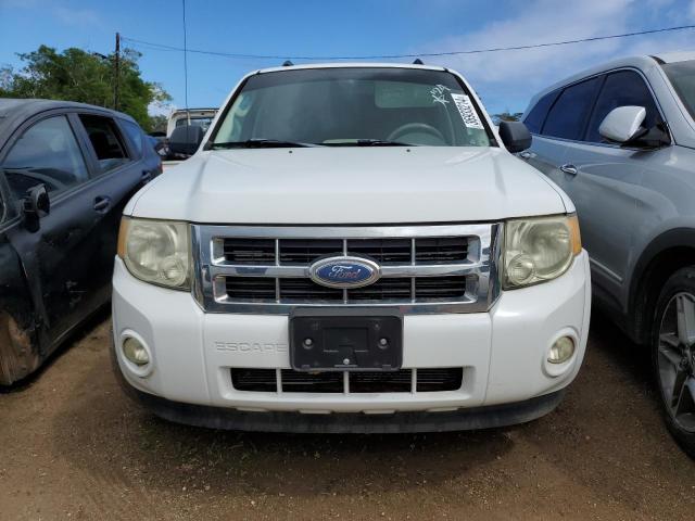 1FMCU937X9KC24565 - 2009 FORD ESCAPE XLT WHITE photo 5