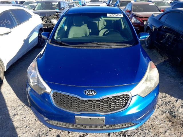 KNAFX4A68F5324256 - 2015 KIA FORTE LX BLUE photo 5