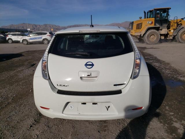 1N4BZ0CP7HC303090 - 2017 NISSAN LEAF S WHITE photo 6