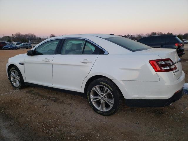 1FAHP2D8XJG138105 - 2018 FORD TAURUS SE WHITE photo 2