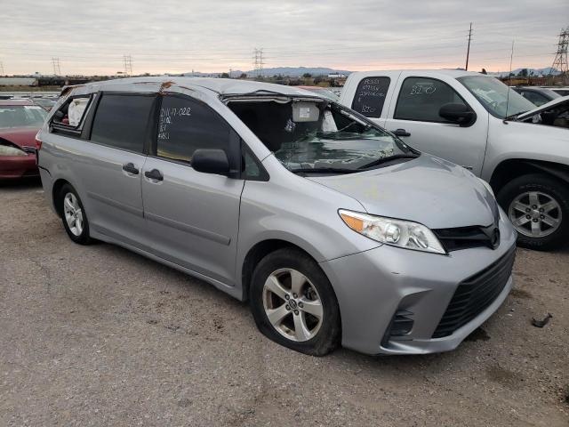 5TDZZ3DC5JS937010 - 2018 TOYOTA SIENNA L SILVER photo 4