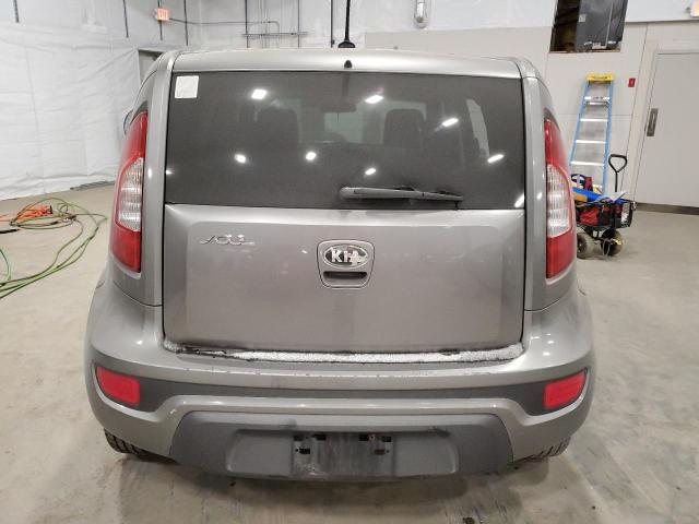 KNDJT2A56D7526583 - 2013 KIA SOUL GOLD photo 6