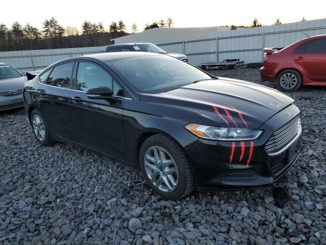 1FA6P0H77F5109063 - 2015 FORD FUSION SE BLACK photo 4