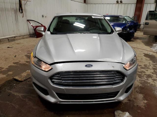 3FA6P0H71FR233570 - 2015 FORD FUSION SE SILVER photo 5