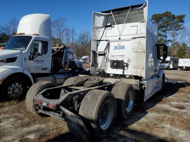 4V4NC9EH0GN963739 - 2016 VOLVO VN VNL WHITE photo 4