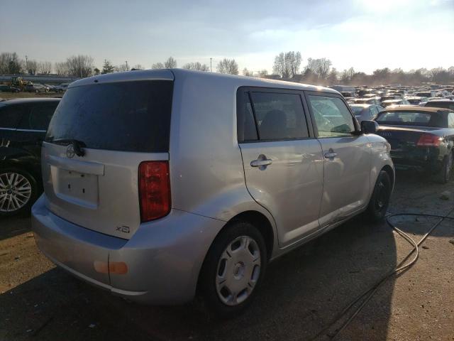 JTLKE50EX81025209 - 2008 TOYOTA SCION XB SILVER photo 3