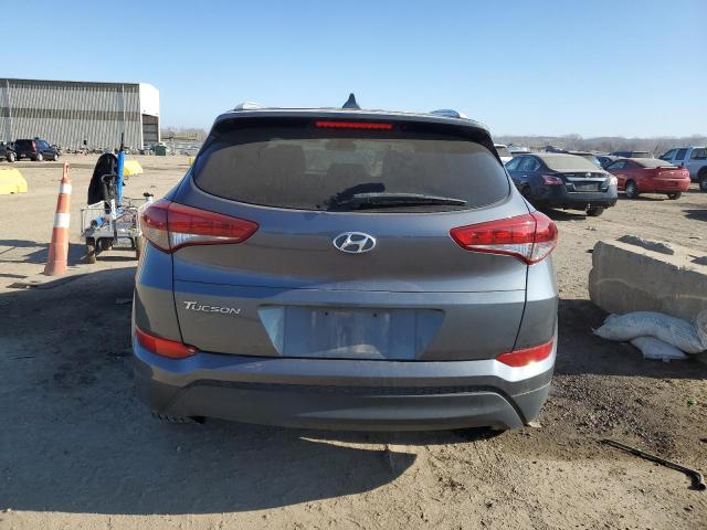 KM8J33A42JU663655 - 2018 HYUNDAI TUCSON SEL GRAY photo 6