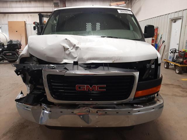 1GTW7FCF8F1902648 - 2015 GMC SAVANA G2500 WHITE photo 5