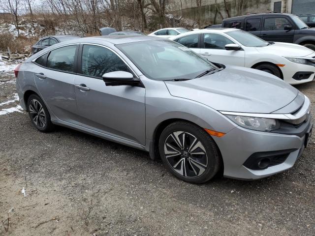 2HGFC1F42JH102920 - 2018 HONDA CIVIC EX SILVER photo 4