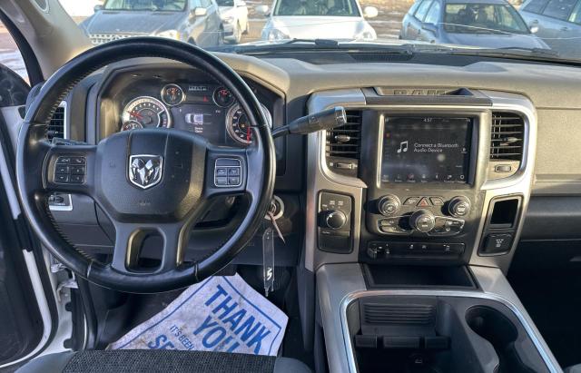 3C6TR5DT5JG180732 - 2018 RAM 2500 SLT თეთრი ფოტო 9