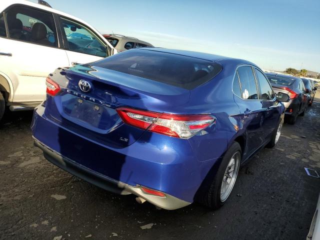 4T1B11HK3JU607100 - 2018 TOYOTA CAMRY L BLUE photo 3