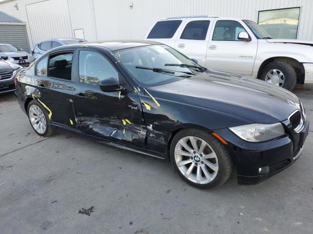 WBAPH7C53BE852336 - 2011 BMW 328 I BLACK photo 4