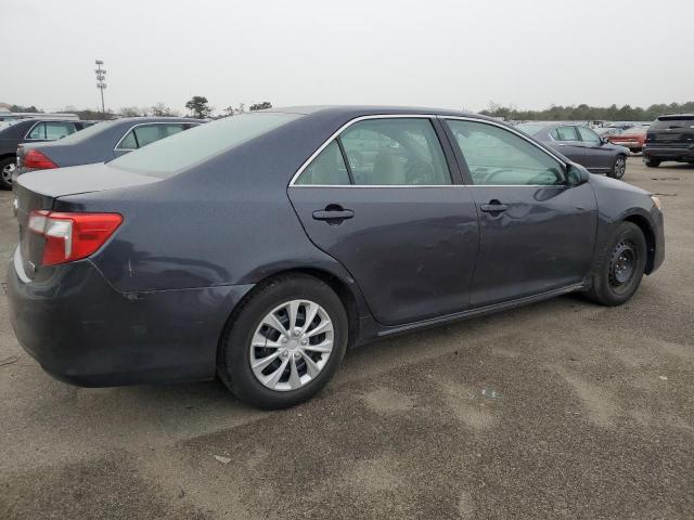 4T1BD1FK4EU111626 - 2014 TOYOTA CAMRY HYBRID GRAY photo 3