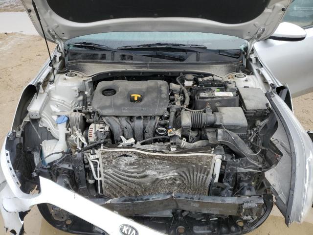 3KPF24ADXKE113865 - 2019 KIA FORTE FE SILVER photo 11