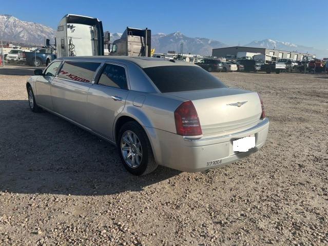 2C3AA63H15H635919 - 2005 CHRYSLER 300C SILVER photo 3