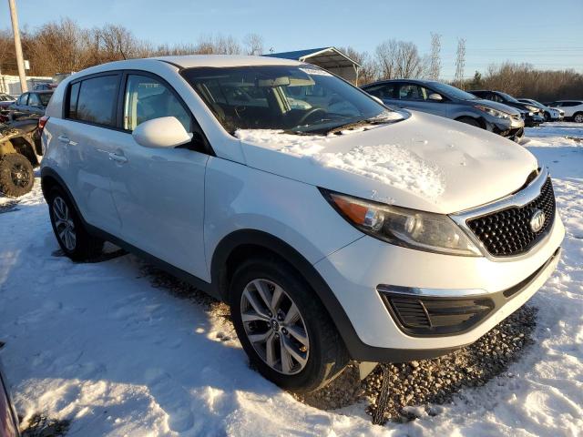 KNDPB3AC2F7709855 - 2015 KIA SPORTAGE LX WHITE photo 4