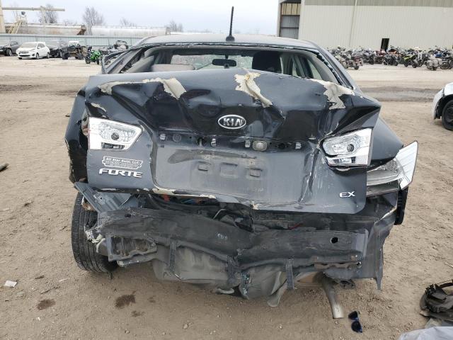 KNAFU4A26D5712346 - 2013 KIA FORTE EX BLACK photo 6