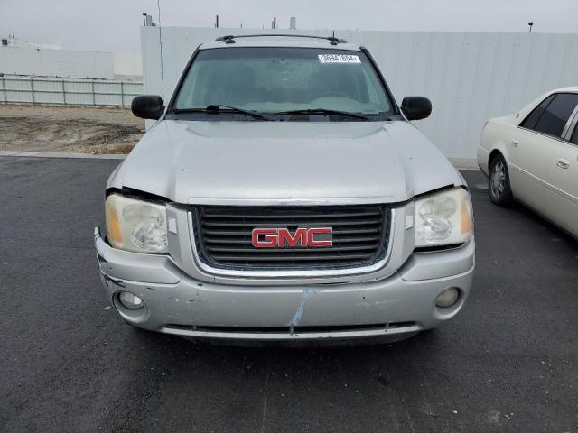 1GKDT13S242128573 - 2004 GMC ENVOY SILVER photo 5