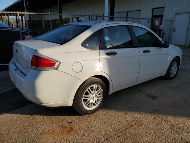 1FAHP35NX9W153277 - 2009 FORD FOCUS SE WHITE photo 3