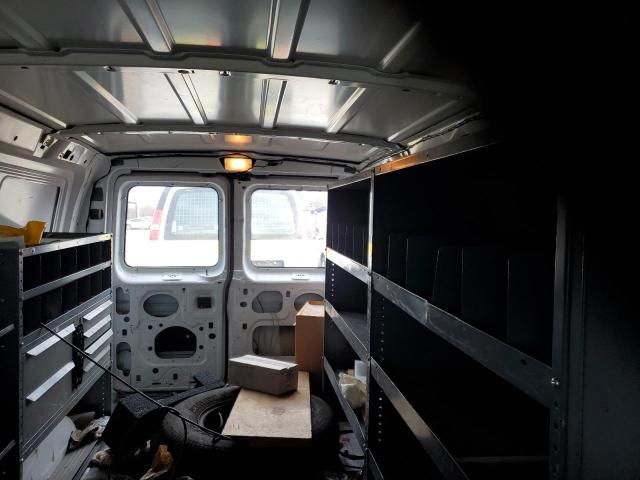 1FTRE1460WHA67785 - 1998 FORD ECONOLINE E150 VAN WHITE photo 10