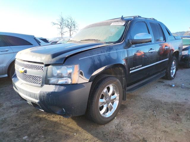 3GNTKGE71DG117729 - 2013 CHEVROLET AVALANCHE LTZ BLACK photo 1