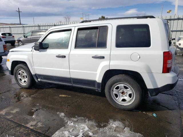 1C4NJPBA8ED881340 - 2014 JEEP PATRIOT SPORT WHITE photo 2