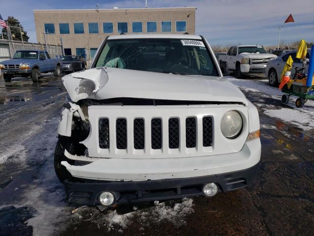 1C4NJPBA8ED881340 - 2014 JEEP PATRIOT SPORT WHITE photo 5