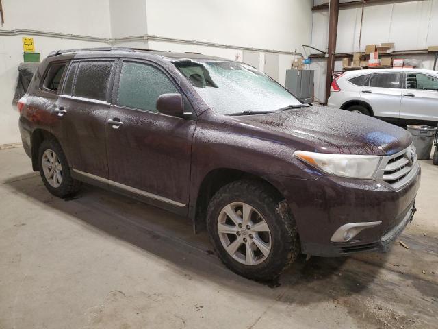 5TDBK3EH0DS249467 - 2013 TOYOTA HIGHLANDER BASE MAROON photo 4