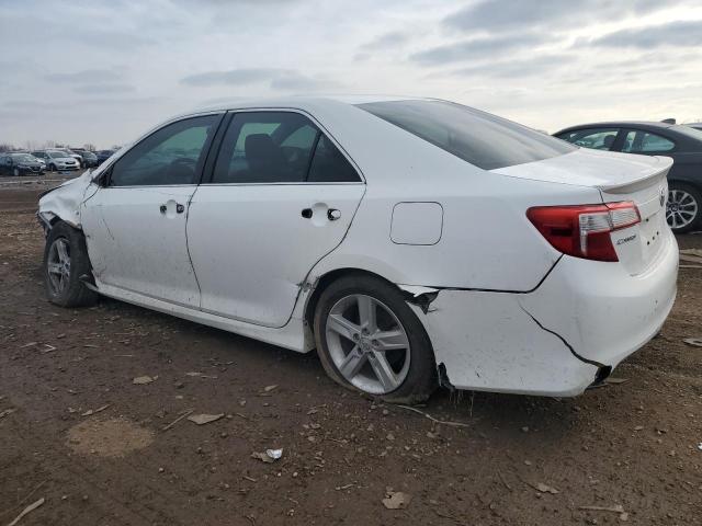 4T1BF1FK4EU856158 - 2014 TOYOTA CAMRY L WHITE photo 2